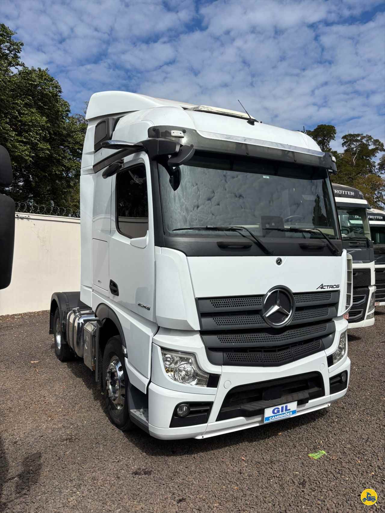 CAMINHAO MERCEDES-BENZ MB 2045 Cavalo Mecânico Cavalo 4x2 Gil Caminhões ARARAQUARA SÃO PAULO SP